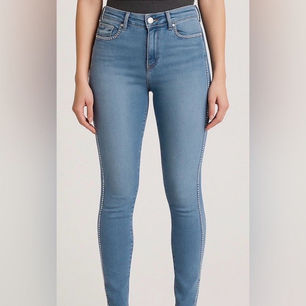 Express Women’s Rhinestone Skinny Jeans Light Blue Denim Raw Hem (A181)✨✨ - Picture 2 of 10